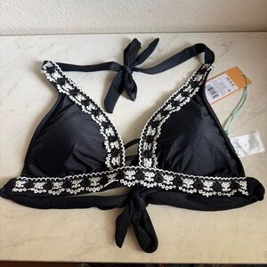 ❇️Kona Sol Black Bikini Top with White Crochet Accent 2 for $22❇️